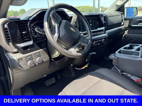 Used 2023 Chevrolet Silverado 1500 LT AWD/4WD image 10