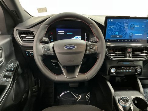 Used 2025 Ford Escape ST-Line Select w/ Tech Pack #1 AWD/4WD image 7