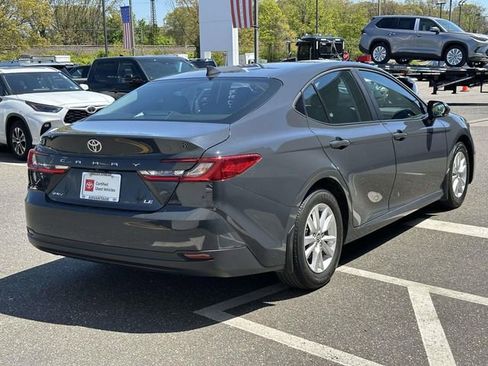 Used 2025 Toyota Camry LE w/ Convenience Package FWD image 7