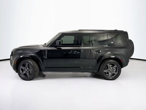 Certified 2023 Land Rover Defender 110 X-Dynamic SE AWD/4WD image 8
