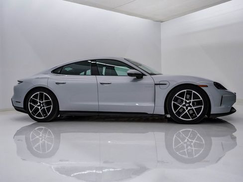 Certified 2025 Porsche Taycan image 9