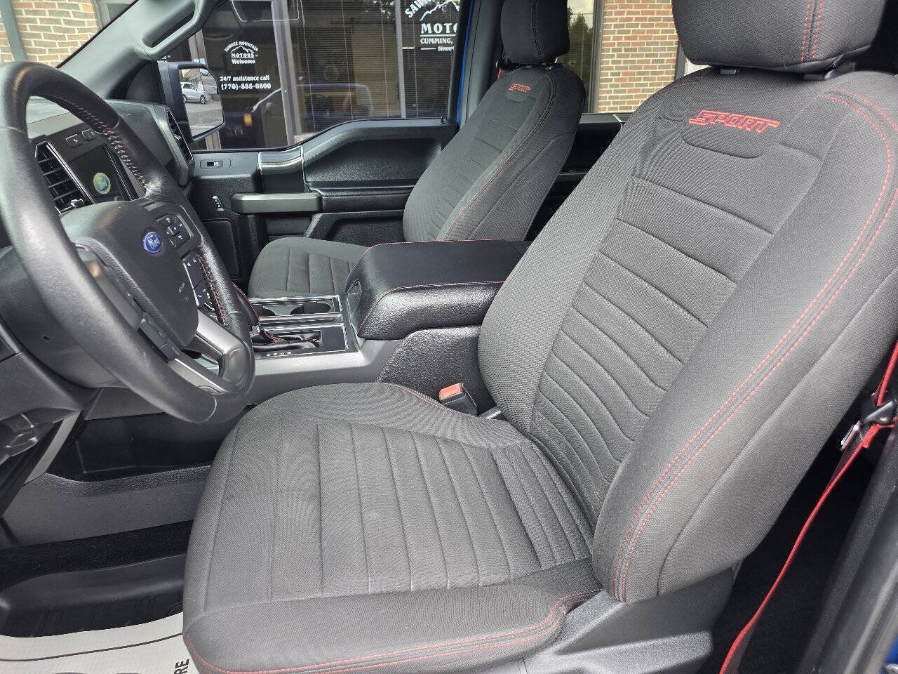 Used 2018 Ford F150 XLT w/ Equipment Group 302A Luxury AWD/4WD image 11