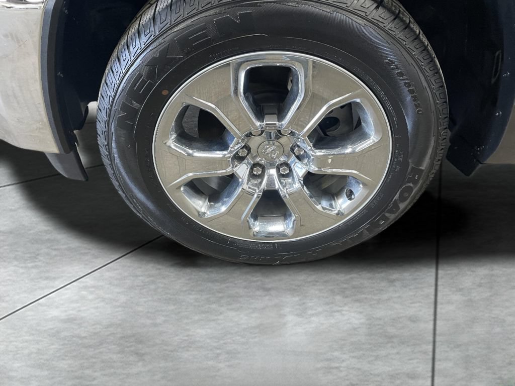 Used 2025 RAM 1500 Big Horn AWD/4WD image 18