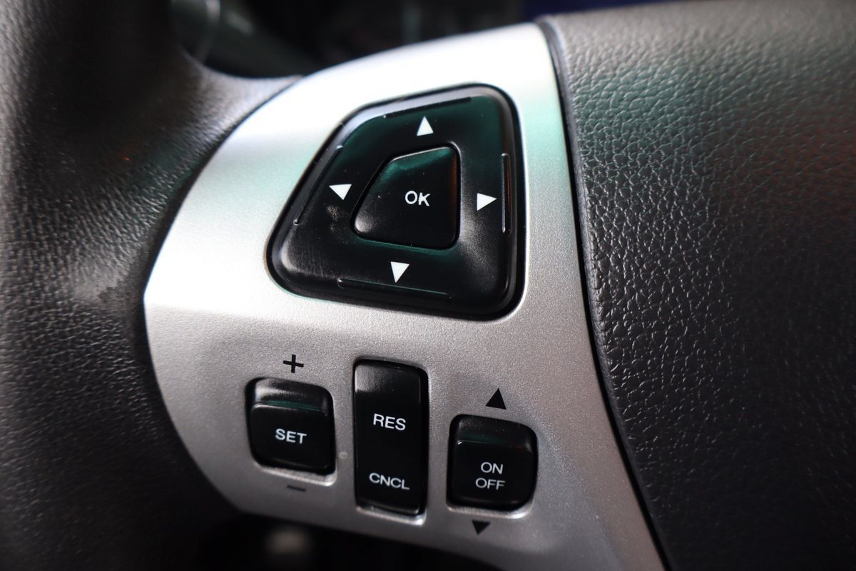 Used 2015 Ford Explorer 4WD image 31