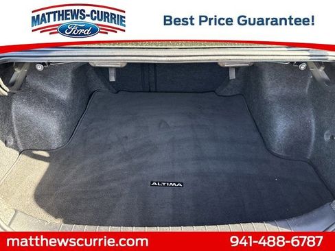 Used 2025 Nissan Altima 2.5 SV image 13