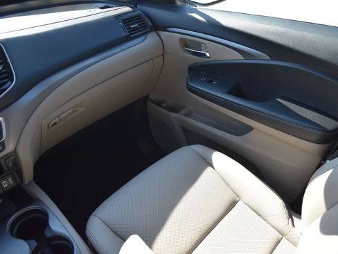 Used 2023 Honda Ridgeline RTL-E image 25