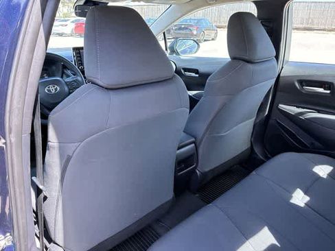 Used 2021 Toyota Corolla LE image 19