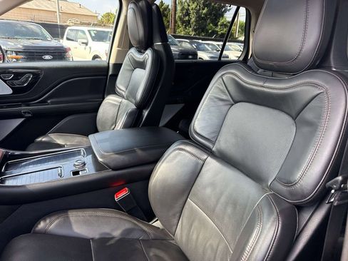 Certified 2023 Lincoln Aviator Reserve w/ Equipment Group 201A AWD/4WD image 24