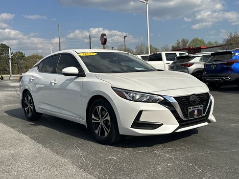 Used 2023 Nissan Sentra SV w/ Trunk Package image 2