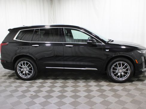 Used 2020 Cadillac XT6 Premium Luxury image 36