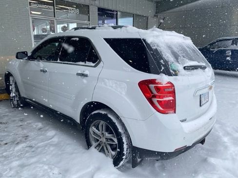 Used 2016 Chevrolet Equinox LTZ w/ Enhanced Convenience Package image 5