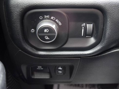 Used 2021 RAM 1500 Big Horn AWD/4WD image 21