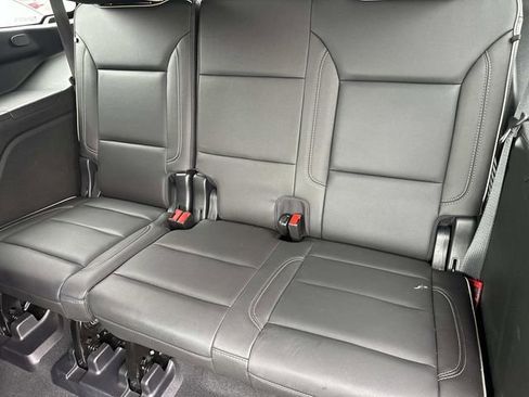 Used 2022 GMC Yukon SLT w/ SLT Premium Package image 27