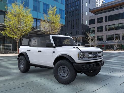 New 2025 Ford Bronco Big Bend w/ Black Diamond Package image 7