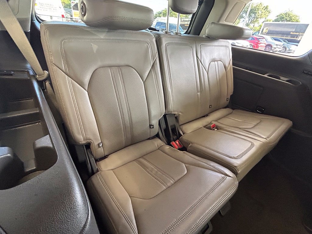 Used 2021 Ford Expedition Limited RWD image 33