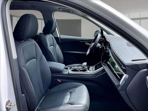 Certified 2023 Audi Q7 3.0T Premium w/ Convenience Package AWD/4WD image 29