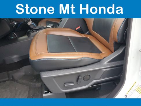 Used 2023 Ford Bronco Outer Banks image 17