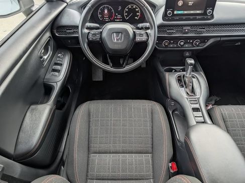 Used 2024 Honda HR-V Sport image 12