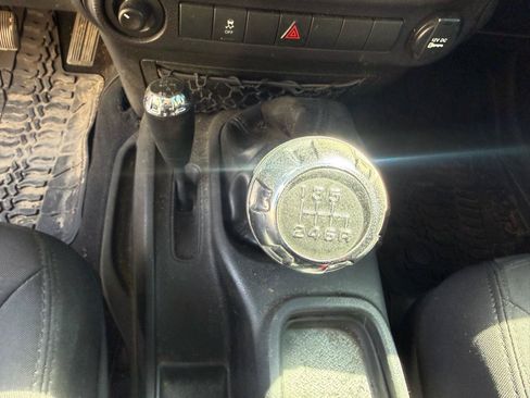 Used 2014 Jeep Wrangler Unlimited Sport AWD/4WD image 18