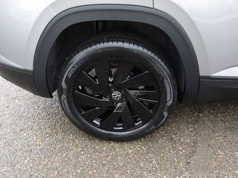 New 2026 Volkswagen Atlas Cross Sport SE AWD/4WD image 8