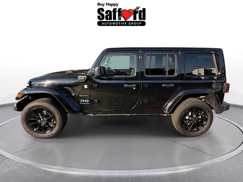 Used 2024 Jeep Wrangler Unlimited Sahara AWD/4WD image 5