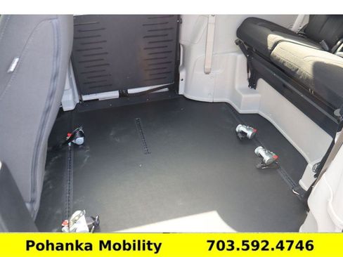Used 2023 Chrysler Voyager LX FWD image 27