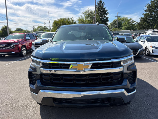 Used 2022 Chevrolet Silverado 1500 LT AWD/4WD image 7