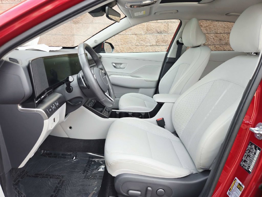 Used 2024 Hyundai Kona Limited AWD/4WD image 12