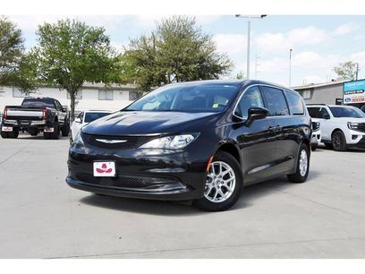 Used 2023 Chrysler Voyager LX
