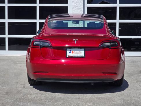 Used 2018 Tesla Model 3 Long Range RWD image 4