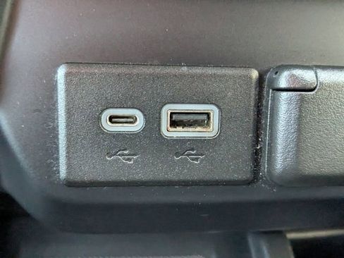 Used 2021 GMC Sierra 2500 Denali w/ Denali Ultimate Package image 24