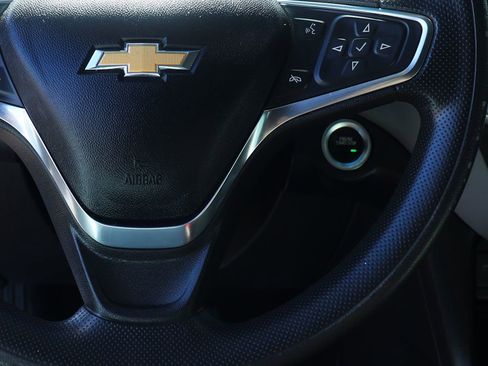 Used 2020 Chevrolet Equinox LS image 52