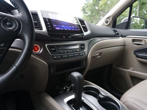 Used 2018 Honda Pilot EX-L image 37