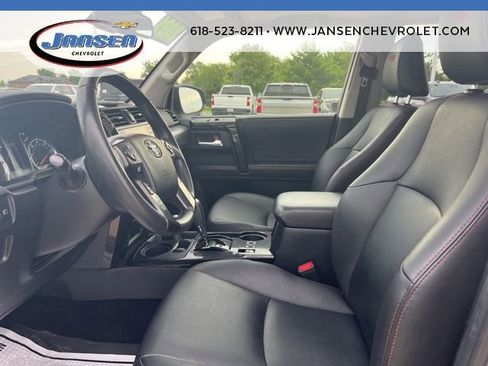 Used 2021 Toyota 4Runner Venture w/ Moonroof Package AWD/4WD image 12