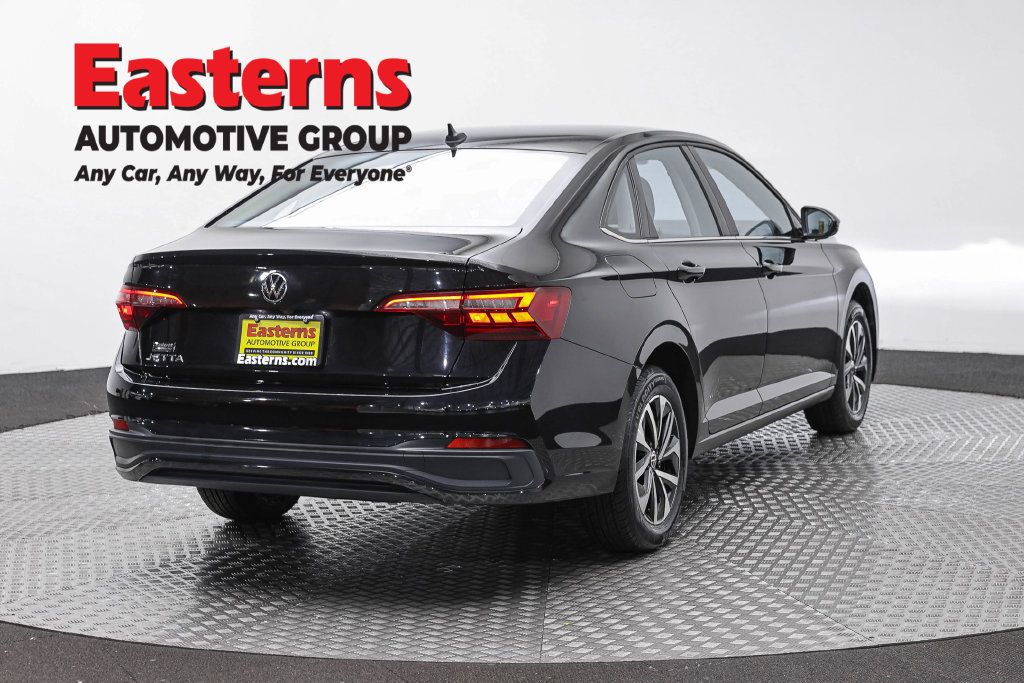 Used 2024 Volkswagen Jetta S FWD image 7