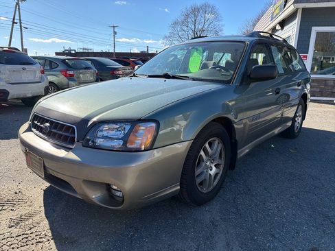 Used 2004 Subaru Outback Wagon image 2