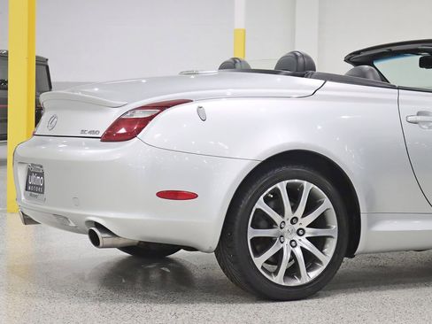 Used 2006 Lexus SC 430 Convertible RWD image 11