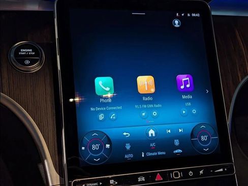 New 2026 Mercedes-Benz C 300 Sedan image 11