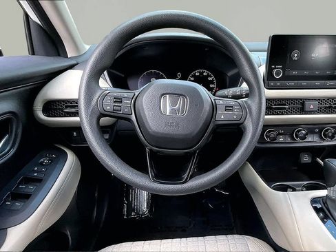 Certified 2025 Honda HR-V LX image 8