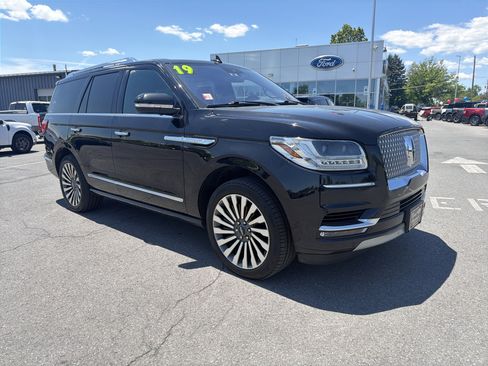 Used 2019 Lincoln Navigator Reserve AWD/4WD image 1