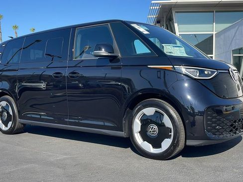 New 2025 Volkswagen ID. Buzz Pro S image 1