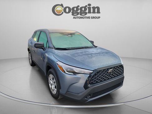 Certified 2024 Toyota Corolla Cross L image 7