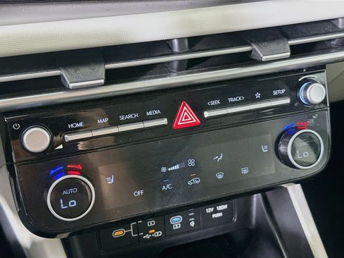 Used 2025 Hyundai Tucson SEL FWD image 24
