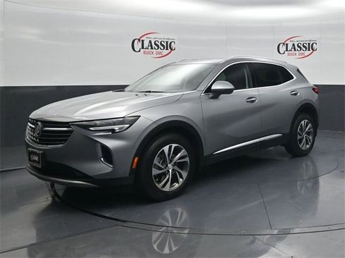 Used 2023 Buick Envision Essence image 3