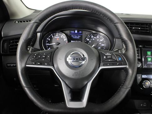 Certified 2021 Nissan Rogue Sport SL FWD image 10