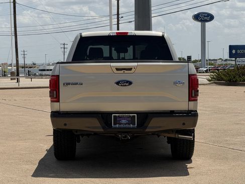 Used 2017 Ford F150 King Ranch w/ Equipment Group 601A Luxury AWD/4WD image 5