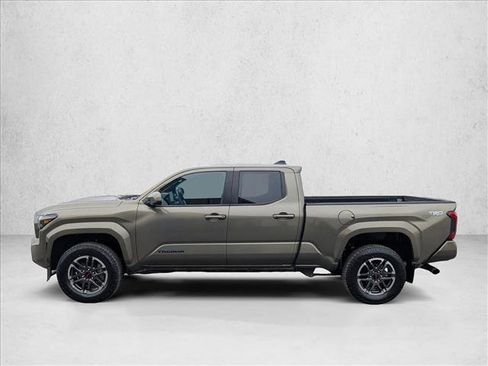 Used 2024 Toyota Tacoma TRD Sport image 8