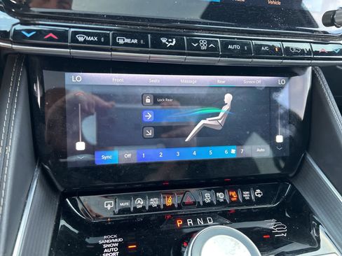 Used 2024 Jeep Grand Wagoneer L Series II w/ Quick Order Packagew 28T image 38