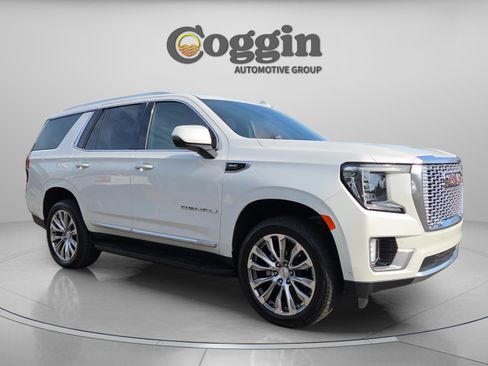 Used 2024 GMC Yukon Denali w/ Advanced Technology Package AWD/4WD image 7