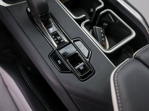 Used 2026 Lexus TX 500h AWD w/ Technology Package image 24